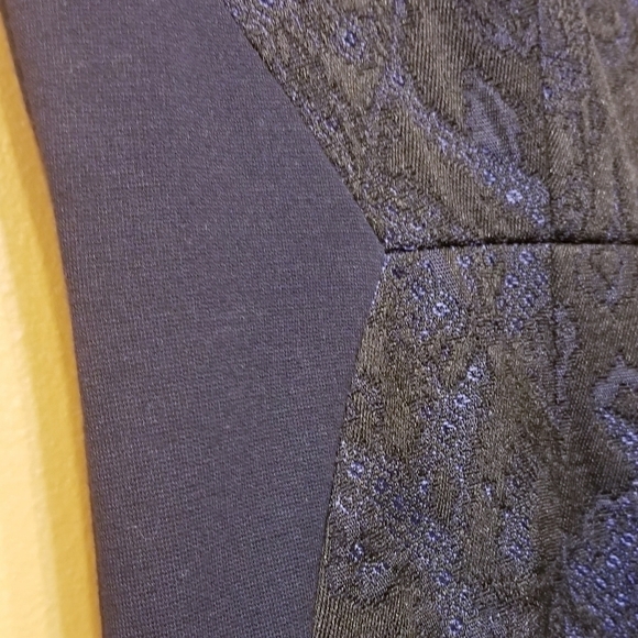 Elie Tahari | Blue Sheath Dress with Lace Overlay (Size 12) - Picture 7 of 10